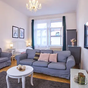 Charles Bridge Premium 4*, Πράγα Τσεχία